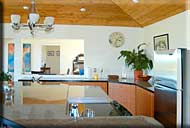 Hundred Hills House Luxury B & B, Salt Spring