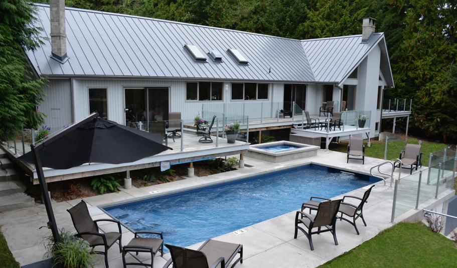 Seadrift waterfront luxury vacation rental on Pender, South Pender