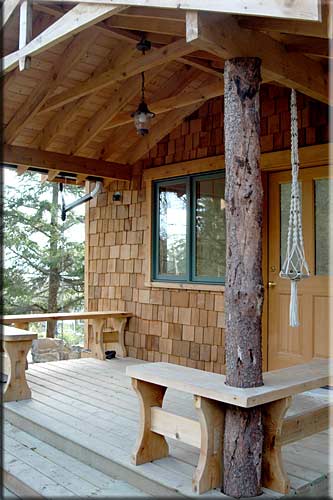 Arbutus House, North Pender Island Accommodation