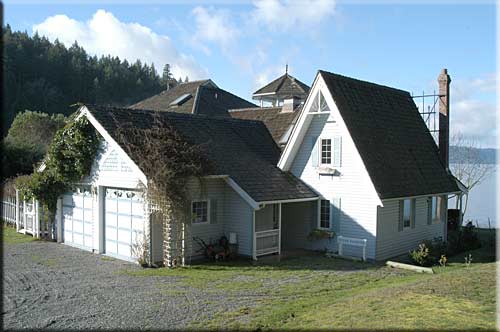 Camelot by the Sea, North Pender Island Accommodation