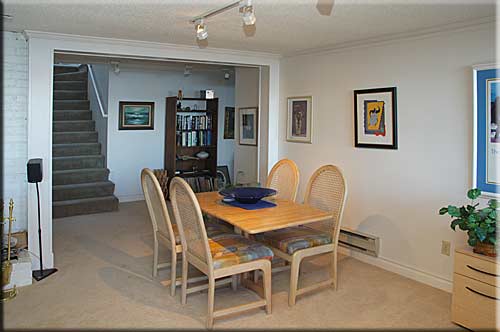 Dogwood Pointe, North Pender Island Accommodation