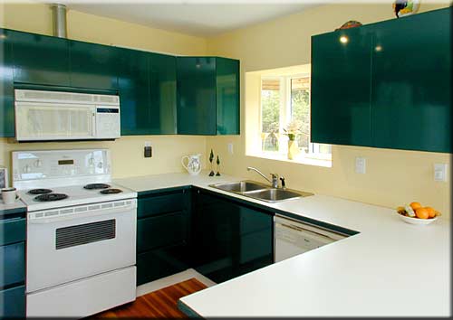 Emily's Cottage, North Pender Island Accommodation