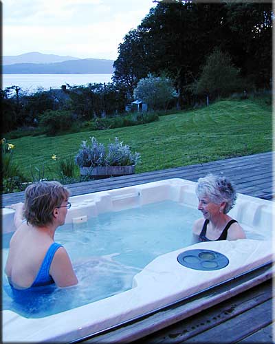 Emily's Cottage, North Pender Island Accommodation