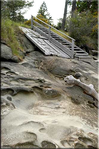 Galiano Waterfront Retreat, Galiano Island Island Accommodation