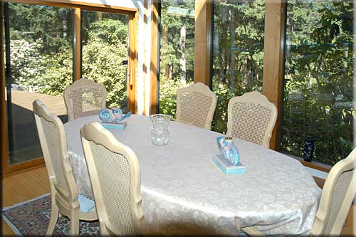 Jasmine Gardens, Galiano Island Accommodation
