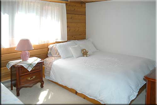 Jasmine Gardens, Galiano Island Accommodation