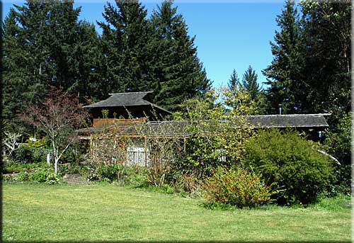 Jasmine Gardens, Galiano Island Accommodation