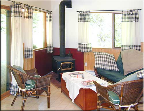 La Casita, Galiano Island Accommodation