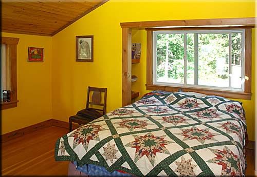 Sea Changes Cottage, Lasqueti Island Accommodation