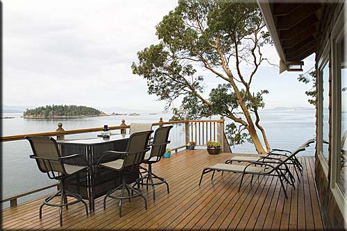 Lasqueti Wilderness, Lasqueti Island luxury waterfront accommodation, British Columbia, Canada