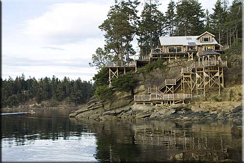 Lasqueti Wilderness, Lasqueti Island luxury waterfront accommodation, British Columbia, Canada