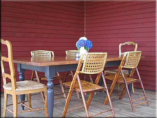 Enchanted Cottage, Salt Spring Island Accommodation