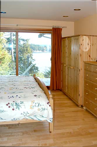 Seadrift, South Pender Island Accommodation
