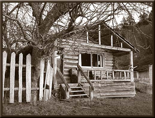 North Pender Island - The old cottages at Roesland