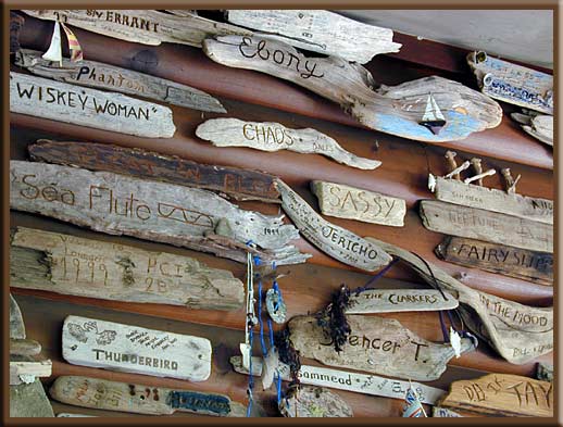 Wallace Island - Boaters signs at Wallace Island Provincial Marine Park