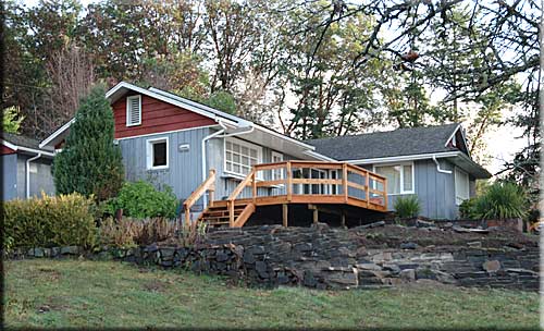 Westwind Cottage, North Pender Island Accommodation