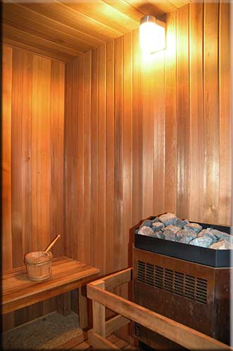 Whale Watch, North Pender Island Accommodation